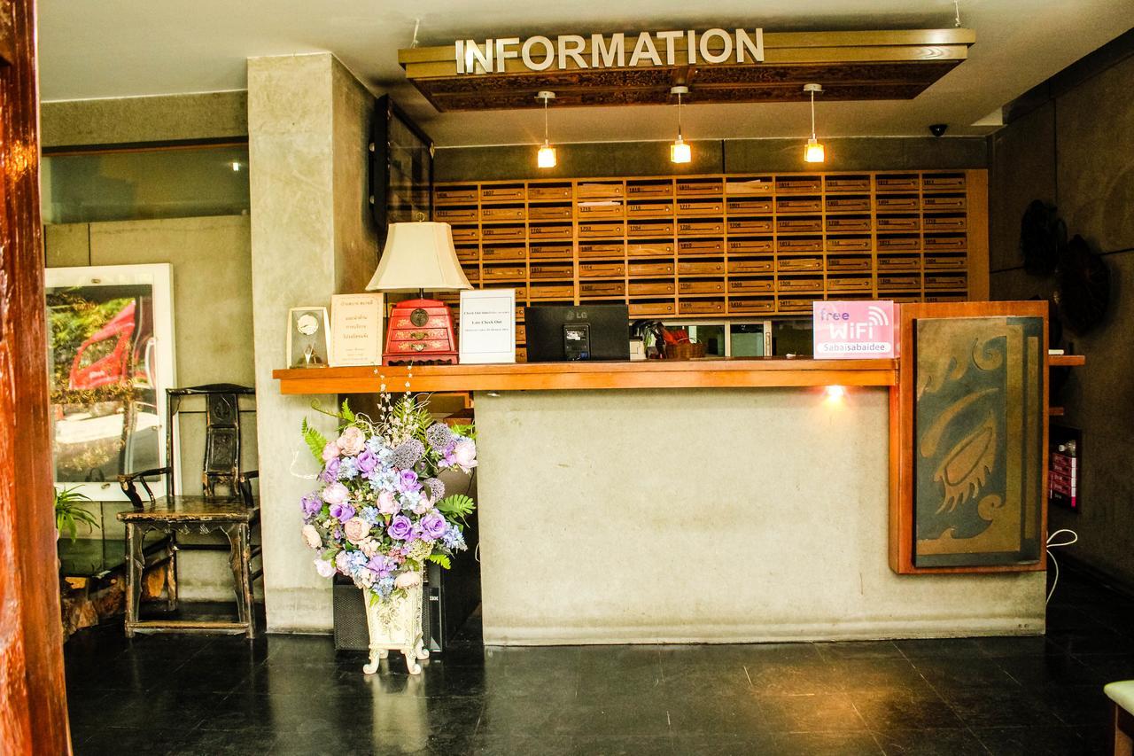 Bansabai Sabaidee Service Apartment Бангкок Экстерьер фото